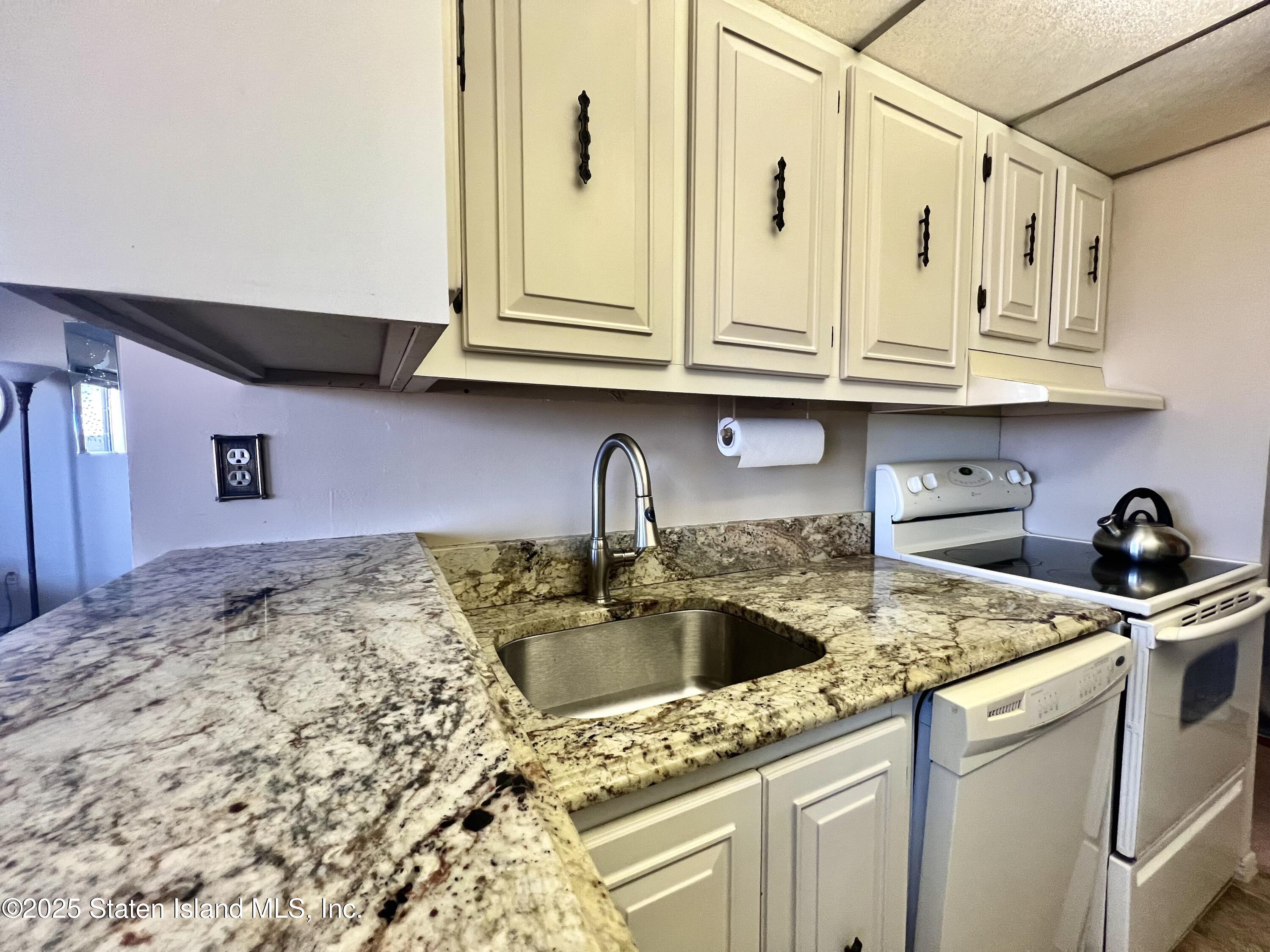 11 Windham Loop, Unit 5KK Staten Island, NY 10314 - Photo 19 of 39 IMG_7306