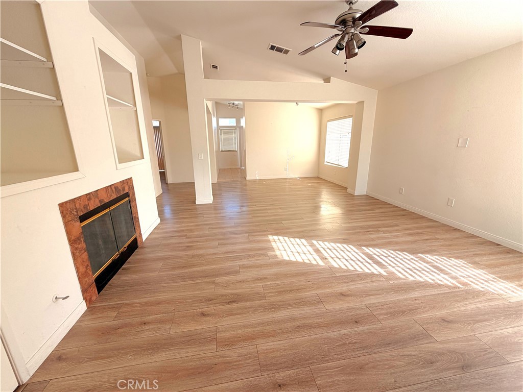 31060 Ruidosa Street Temecula, CA 92592 - Photo 4 of 14