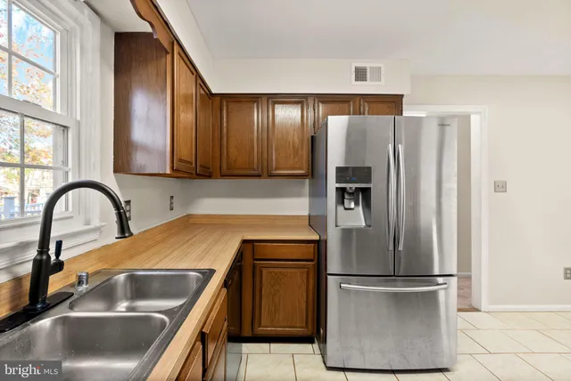 $3,400 | 13814 Leighfield Street, Chantilly, VA 20151