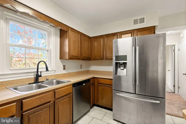 $3,400 | 13814 Leighfield Street, Chantilly, VA 20151