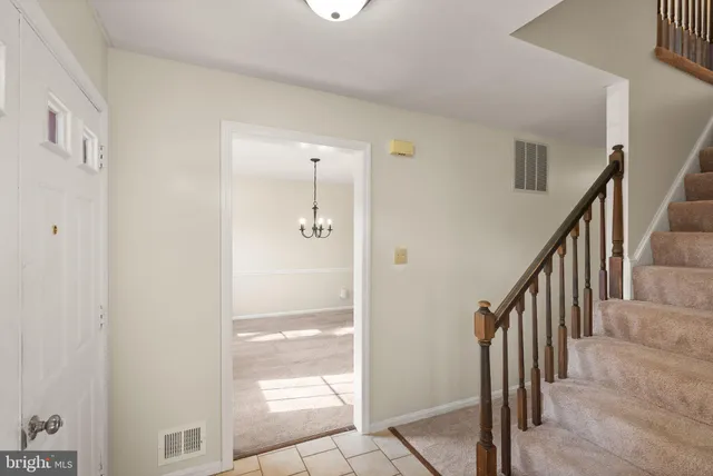 $3,400 | 13814 Leighfield Street, Chantilly, VA 20151