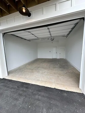$2,795 | 959 Montague Place, Chattanooga, TN 37408