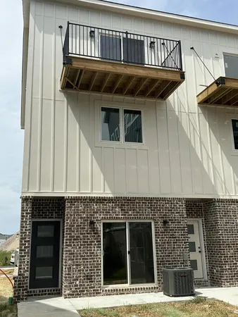 $2,795 | 959 Montague Place, Chattanooga, TN 37408