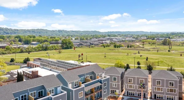 $2,795 | 959 Montague Place, Chattanooga, TN 37408
