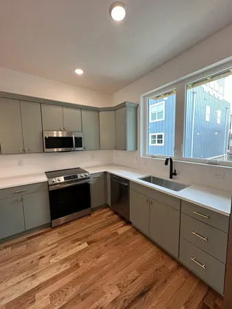 $2,795 | 959 Montague Place, Chattanooga, TN 37408