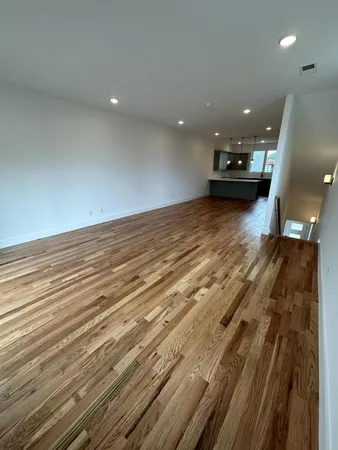 $2,795 | 959 Montague Place, Chattanooga, TN 37408
