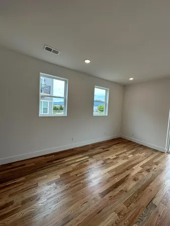 $2,795 | 959 Montague Place, Chattanooga, TN 37408