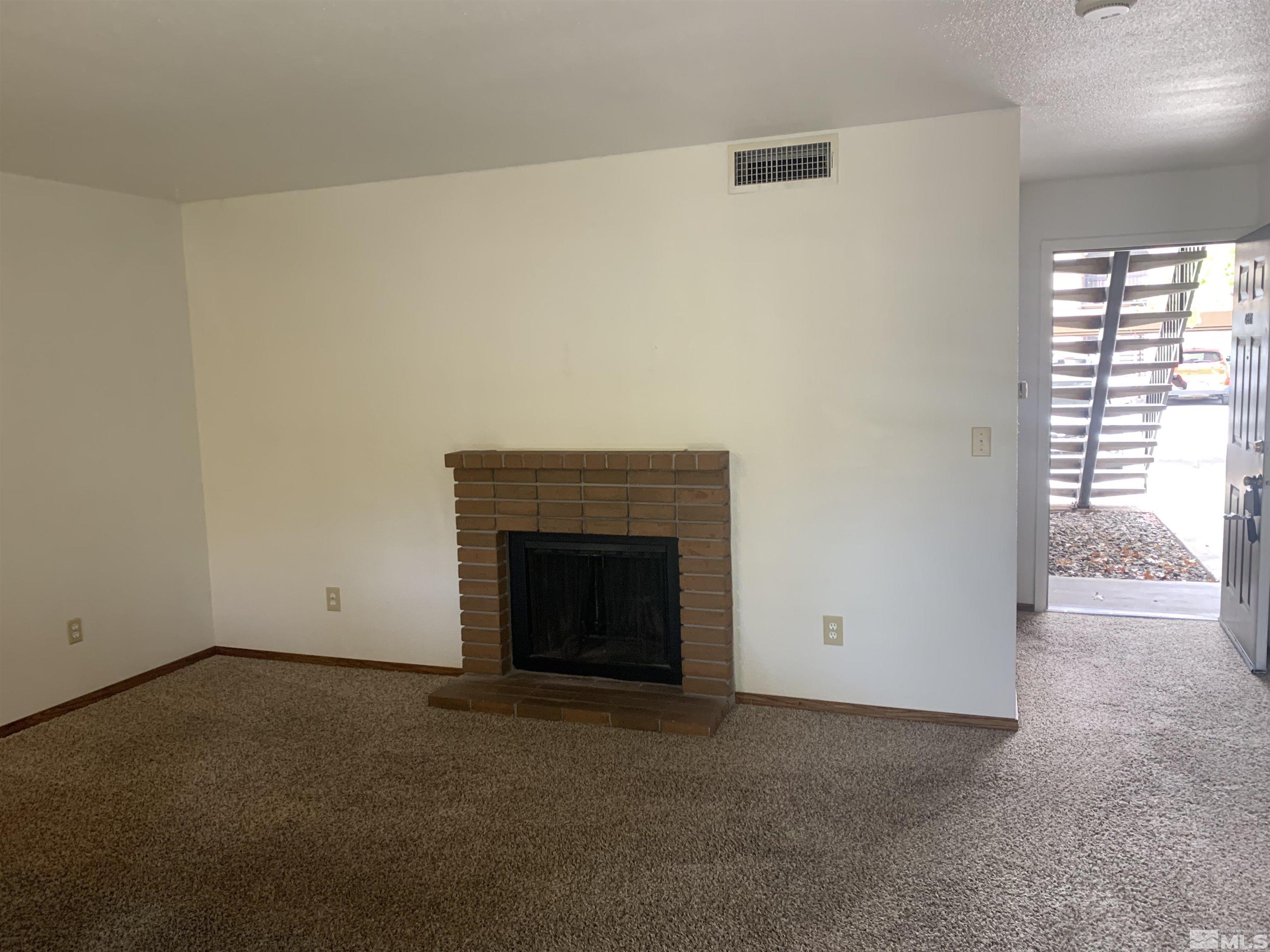 4661 Reggie Road Reno, NV 89502 - Photo 6 of 14 Photo 6