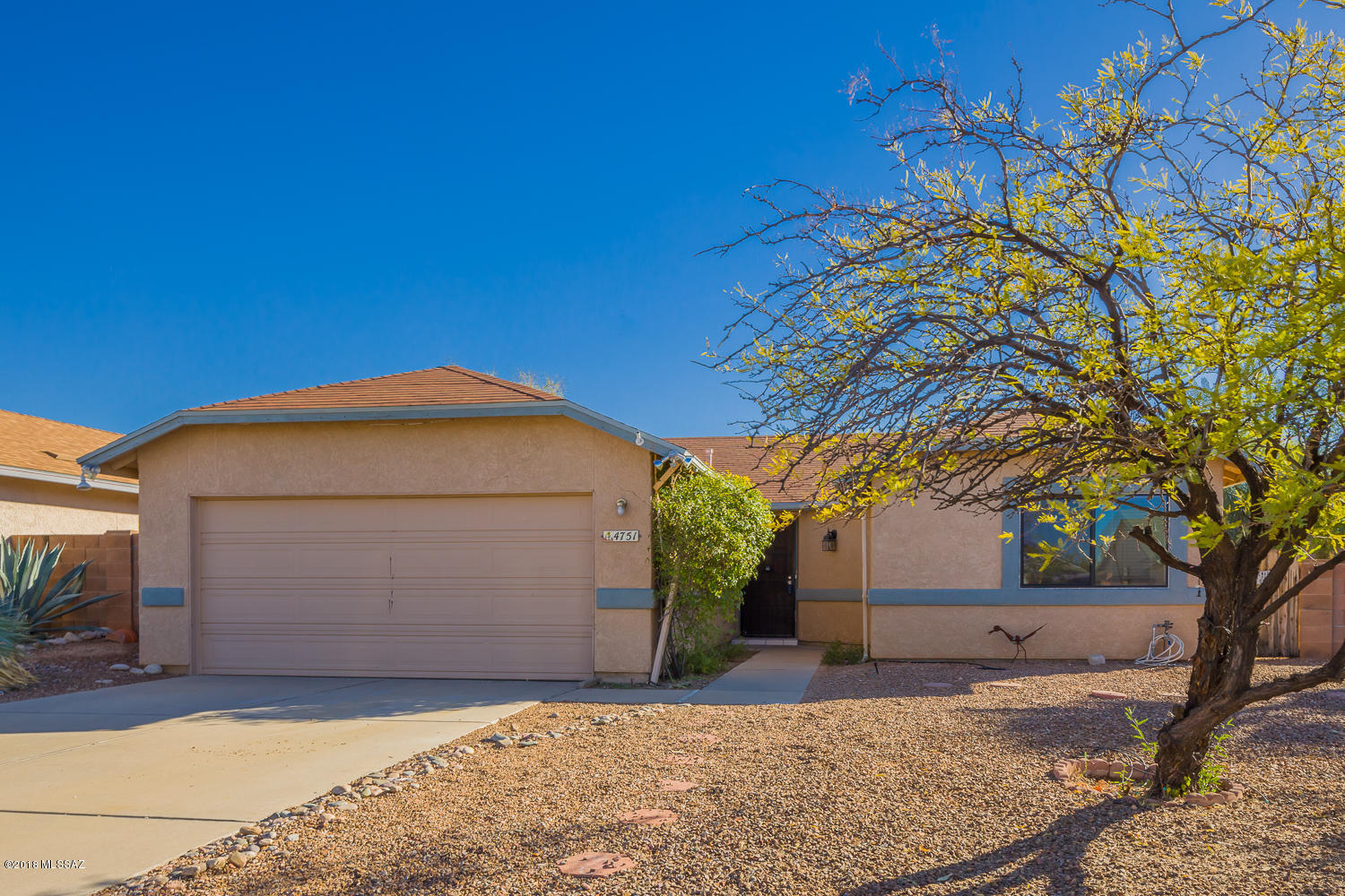 4751 West Hardy Road Tucson, AZ 85742 - Photo 1 of 23