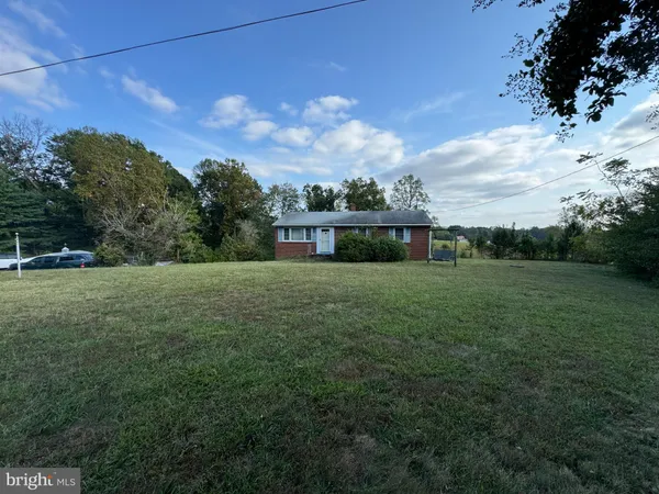 $295,000 | 5424 North Seminole Trail, Brightwood, VA 22715
