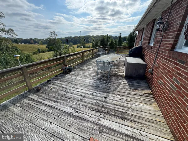 $295,000 | 5424 North Seminole Trail, Brightwood, VA 22715