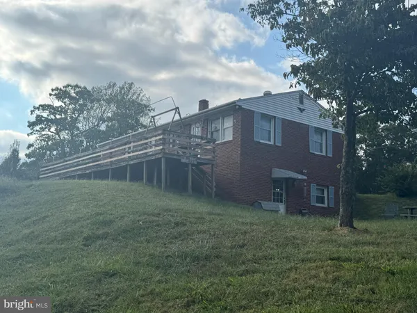 $295,000 | 5424 North Seminole Trail, Brightwood, VA 22715