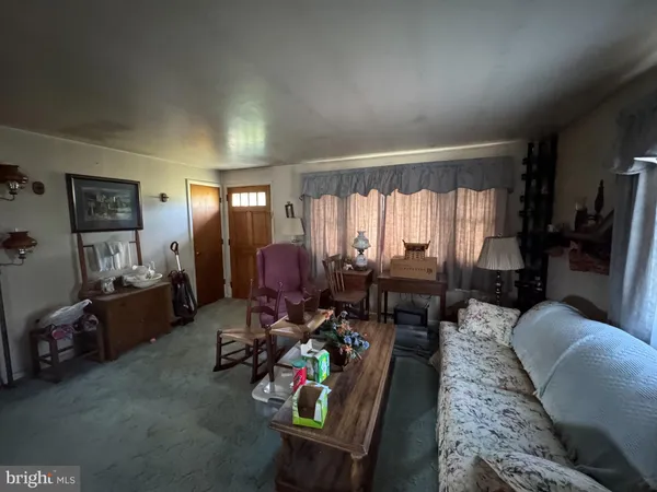 $295,000 | 5424 North Seminole Trail, Brightwood, VA 22715