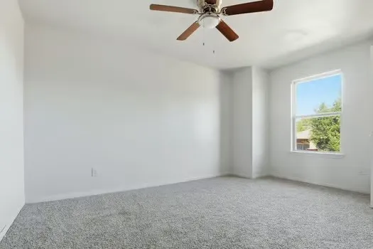 $250,000 | 2518 Holly Laurel Manor, Conroe, TX 77304