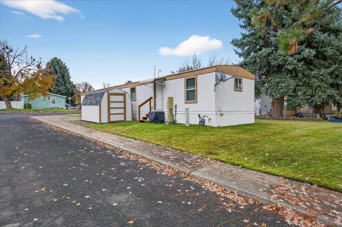 3110 East Chattaroy Road, Unit 48 Chattaroy, WA 99003 - Photo 22 of 28