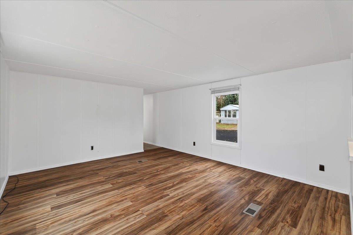 3110 East Chattaroy Road, Unit 48 Chattaroy, WA 99003 - Photo 5 of 28