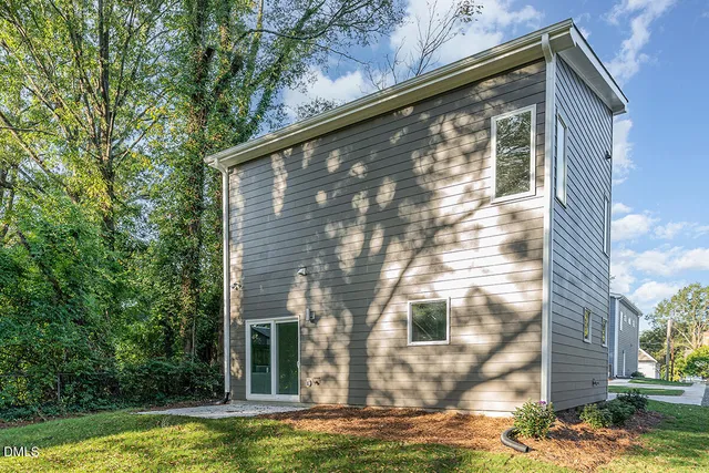 $1,995 | 112 North Guthrie Avenue, Unit A, Durham, NC 27703