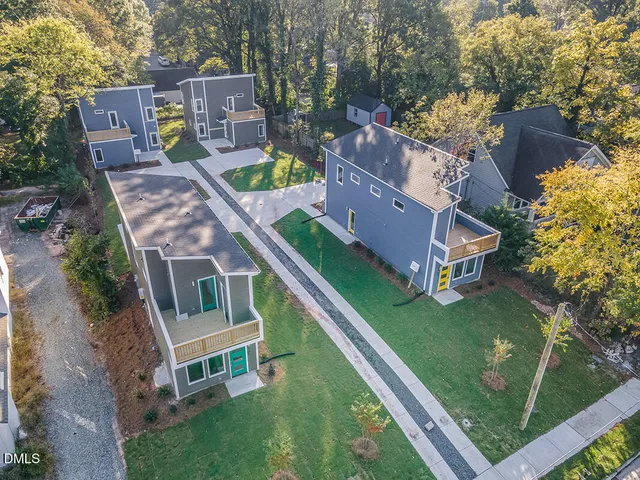 $1,995 | 112 North Guthrie Avenue, Unit A, Durham, NC 27703