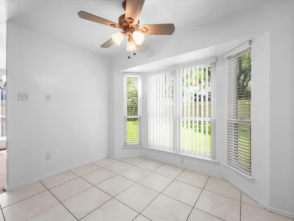 $2,100 | 16311 Salinas Lane, Houston, TX 77095