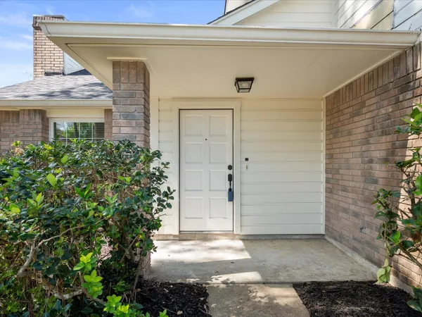 $2,100 | 16311 Salinas Lane, Houston, TX 77095