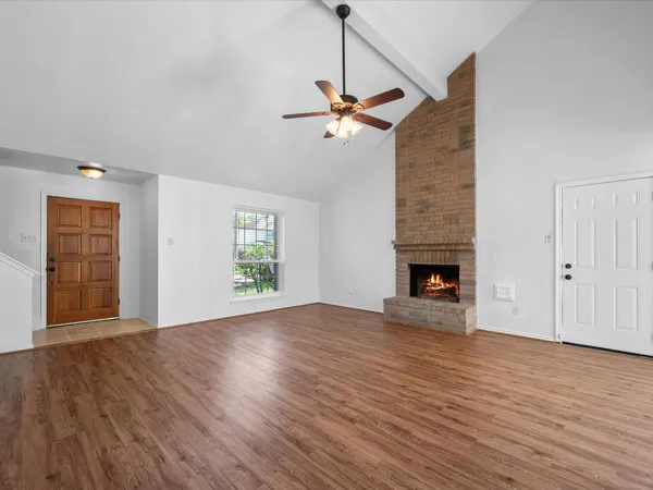 $2,100 | 16311 Salinas Lane, Houston, TX 77095