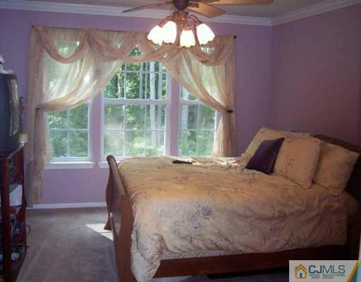 234 Hawthorne Road North Brunswick, NJ 08902 - Photo 6 of 8 Gallery Image 6