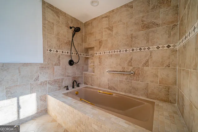 $3,900 | 3926 Clubland Drive, Marietta, GA 30068