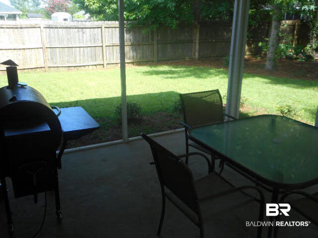 16648 Vanilla Drive Foley, AL 36535 - Photo 11 of 35 Screened in Porch