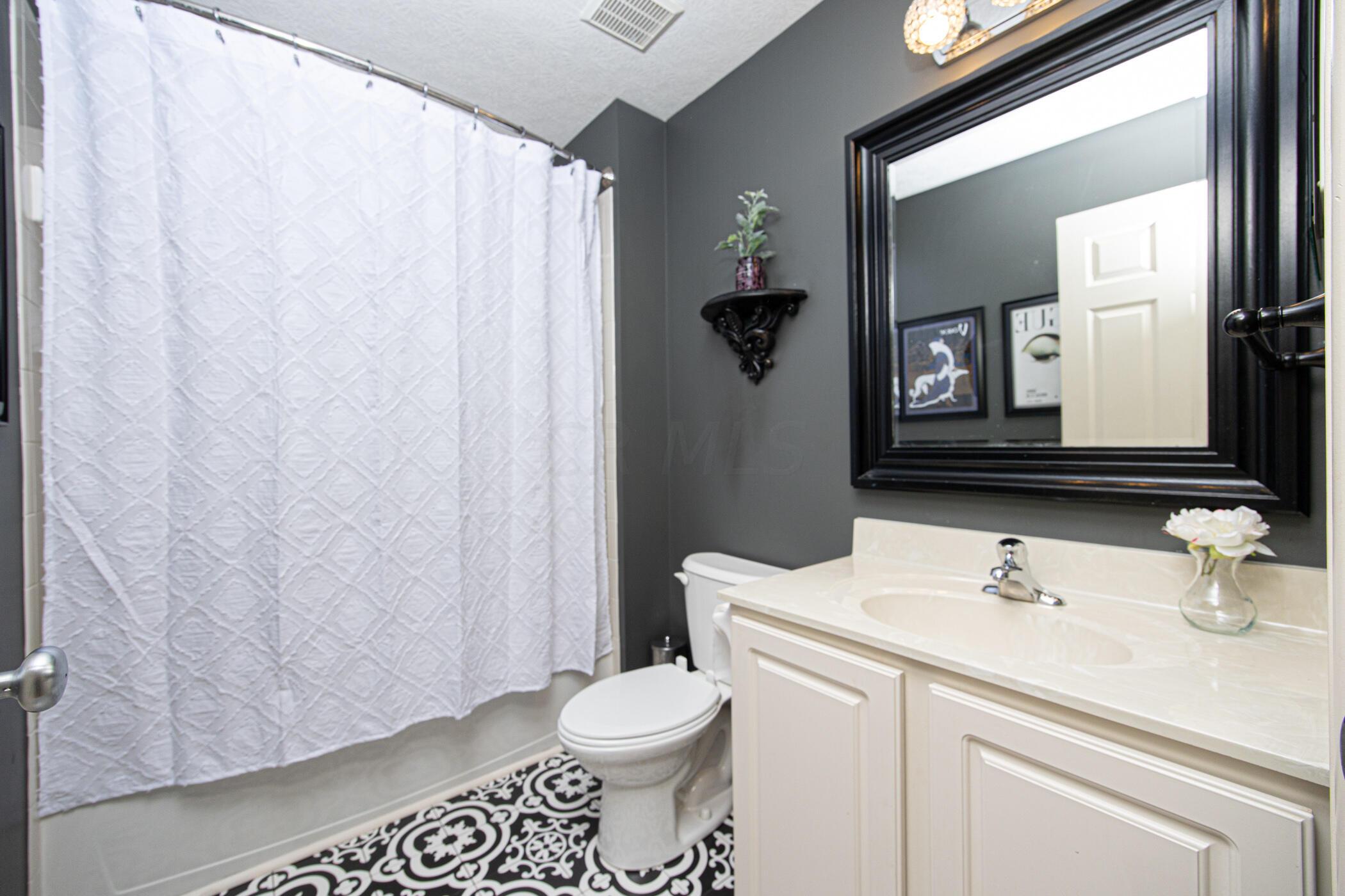 5891 McInnis Road Dublin, OH 43016 - Photo 28 of 35 5891 McInnis Road 038