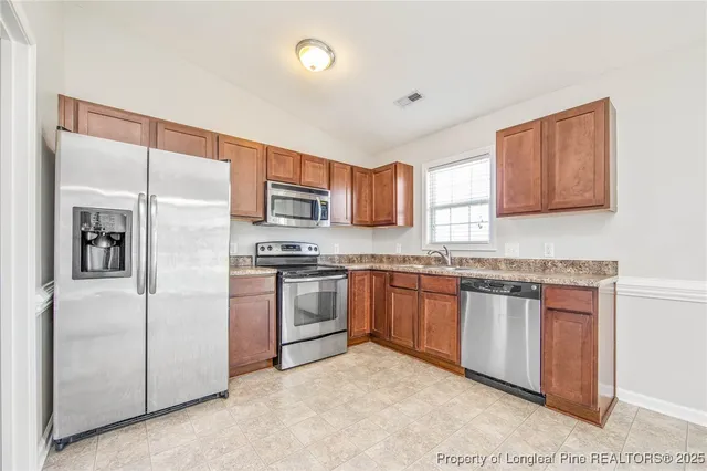 $268,000 | 1208 Piper Court, Hope Mills, NC 28348