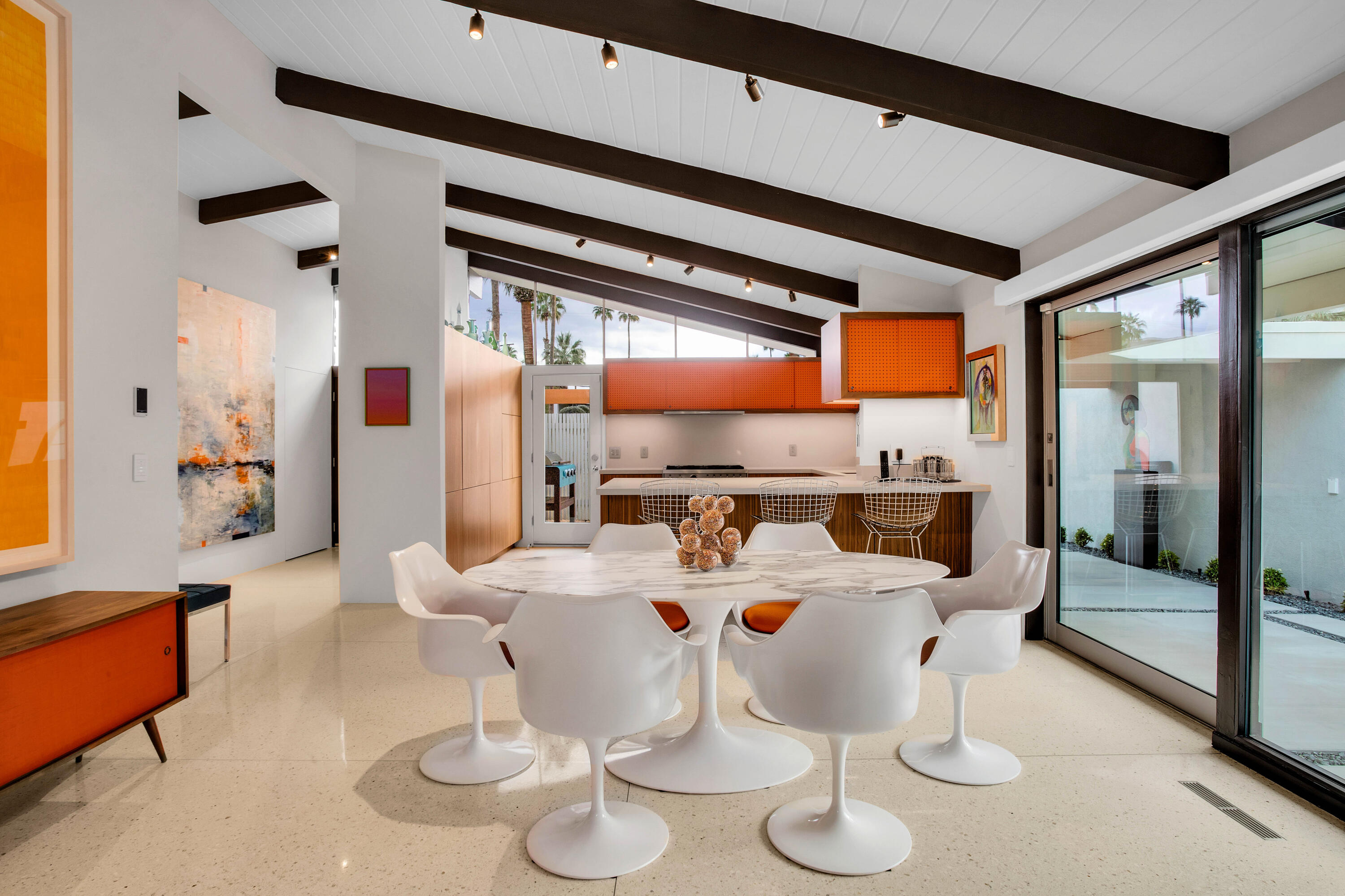 992 East La Jolla Road Palm Springs, CA 92264 - Photo 11 of 83 12