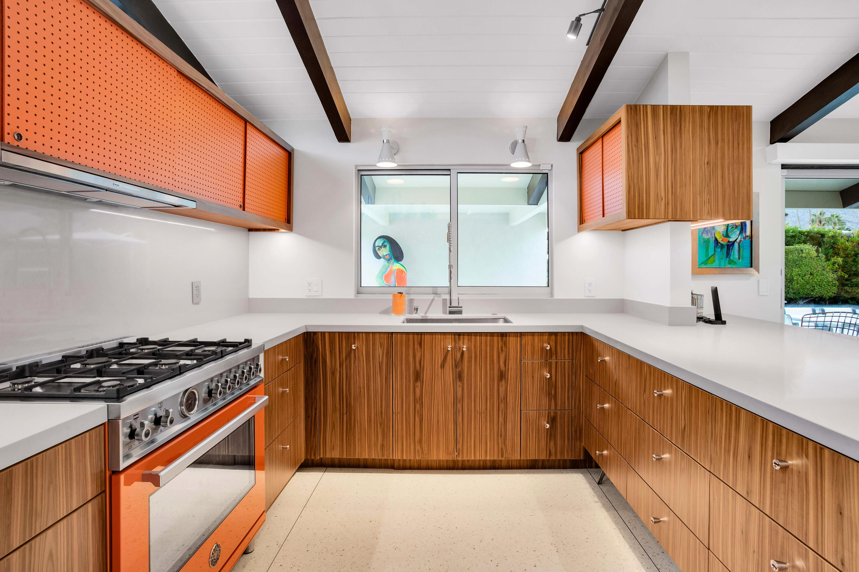 992 East La Jolla Road Palm Springs, CA 92264 - Photo 16 of 83 17