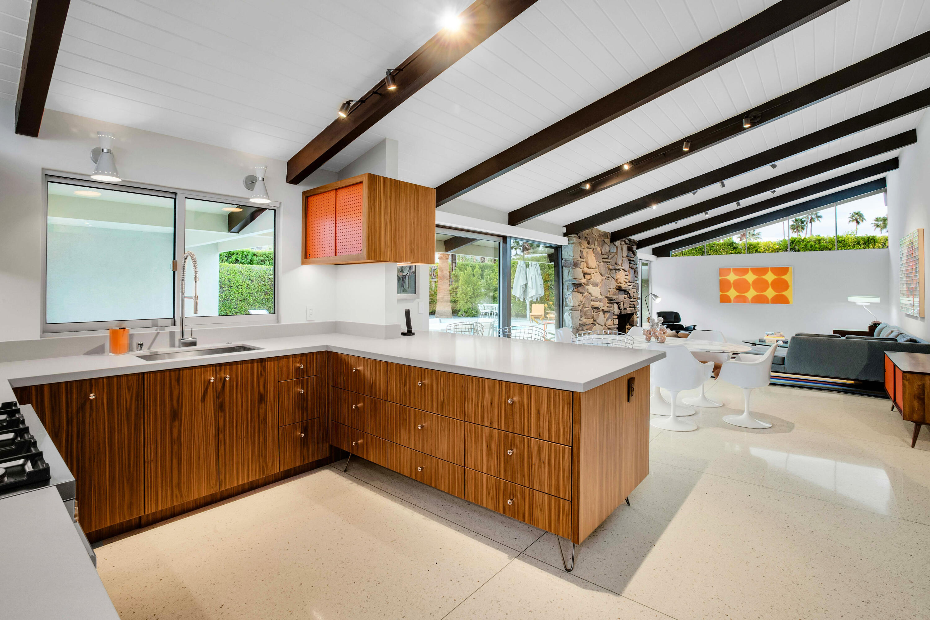 992 East La Jolla Road Palm Springs, CA 92264 - Photo 17 of 83 18