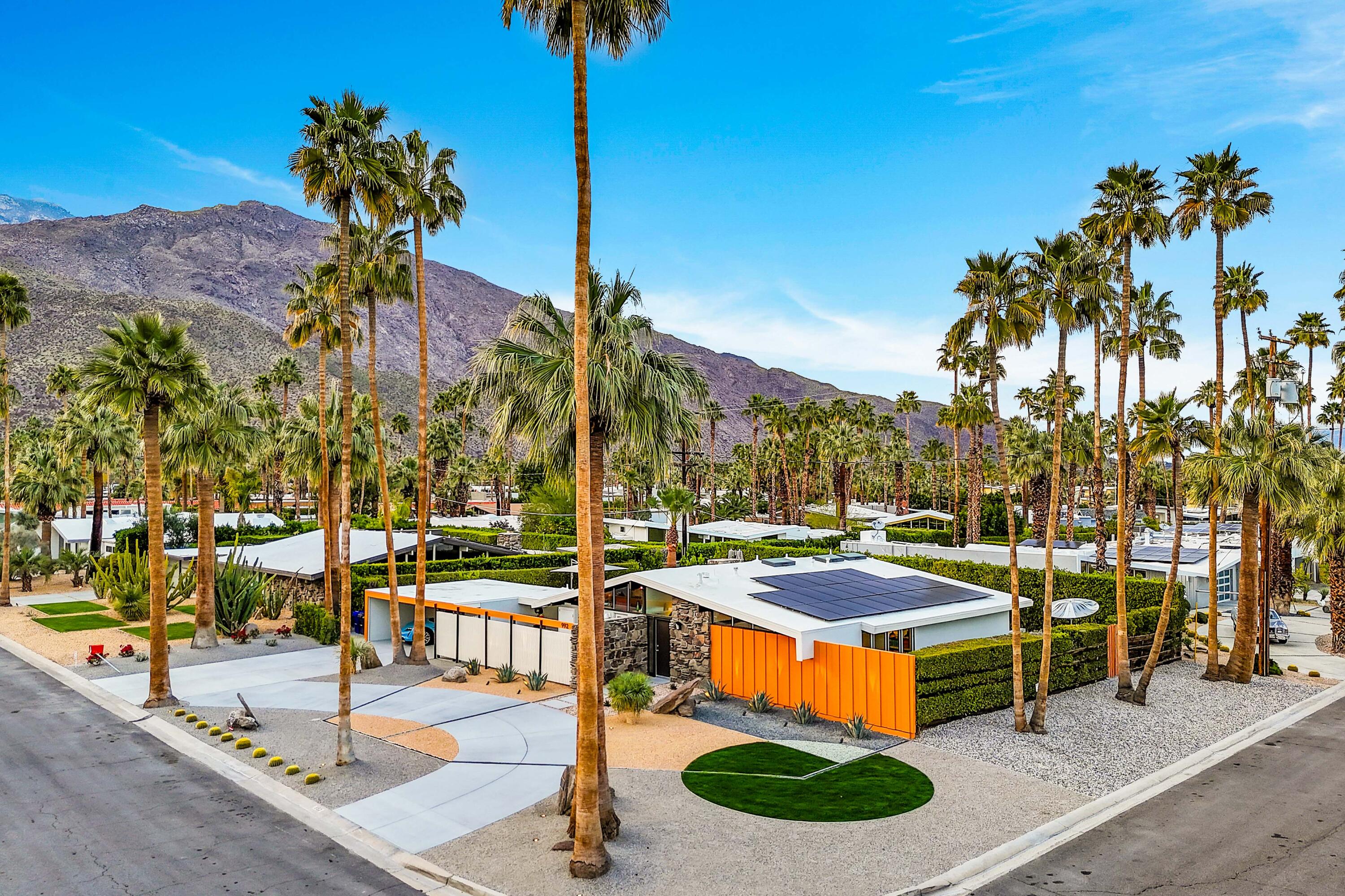 992 East La Jolla Road Palm Springs, CA 92264 - Photo 65 of 83 02