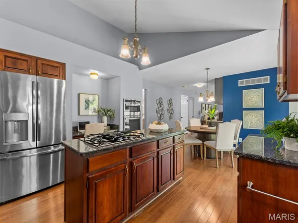 $519,900 | 13081 Greenbough Drive, St. Louis, MO 63146