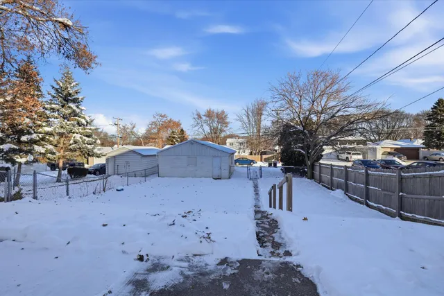 $199,900 | 2934 South 92nd Street, West Allis, WI 53227