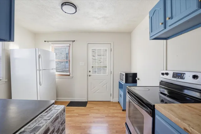 $199,900 | 2934 South 92nd Street, West Allis, WI 53227