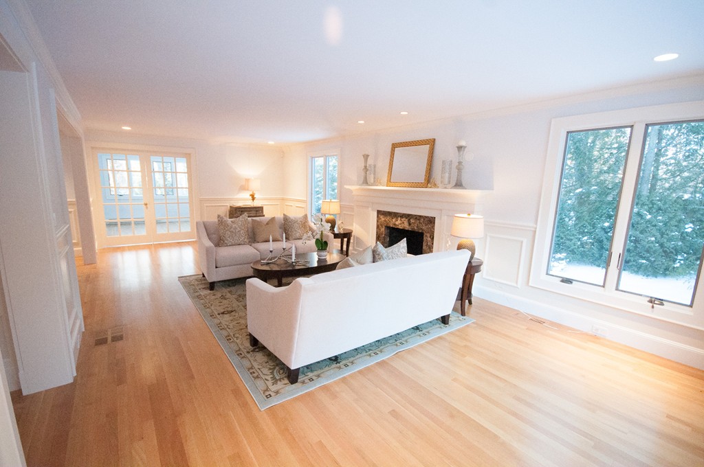 102 Byron Road Weston, MA 02493 - Photo 8 of 14