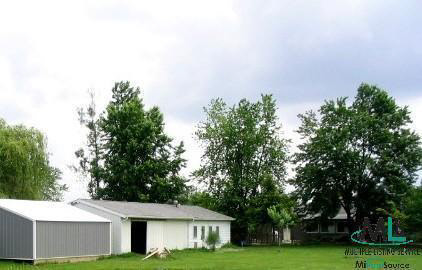 76675 Capac Road Armada, MI 48005 - Photo 3 of 9 642266-2.JPG