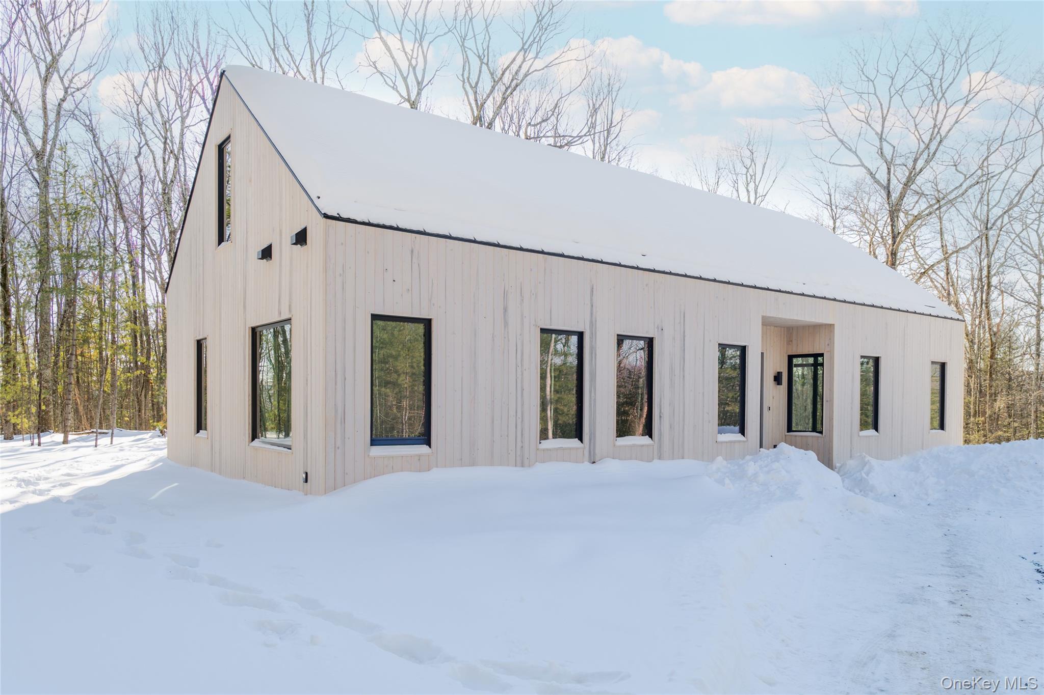 48 Pine Grove Road Kerhonkson, NY 12446 - Photo 1 of 16