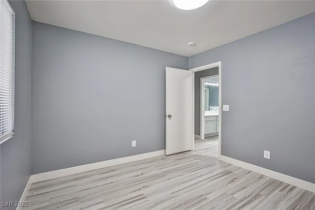 $2,150 | 1845 Navajo Lake Way, Las Vegas, NV 89128