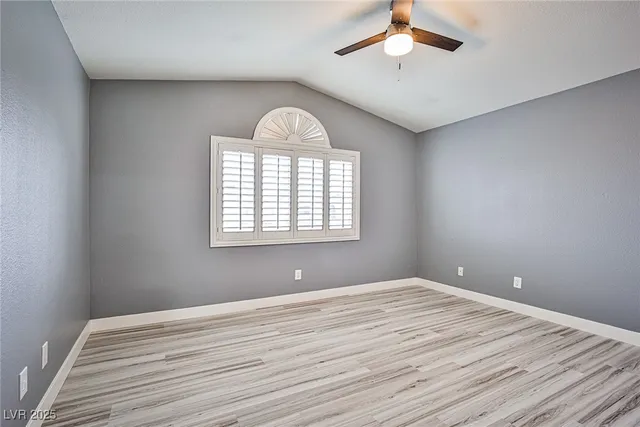 $2,150 | 1845 Navajo Lake Way, Las Vegas, NV 89128