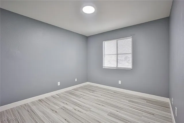 $2,150 | 1845 Navajo Lake Way, Las Vegas, NV 89128