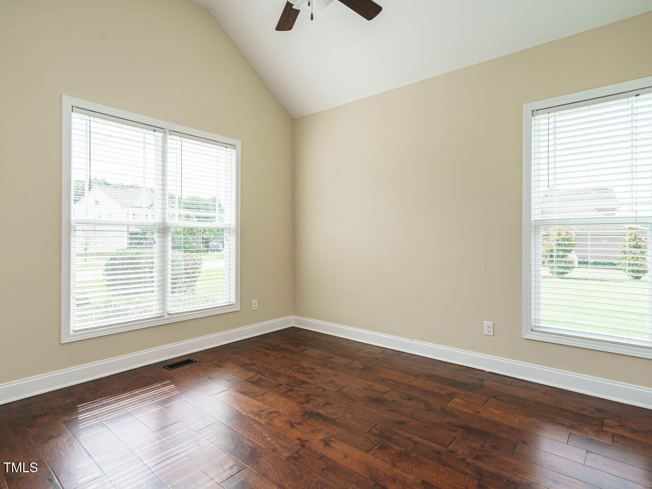 5400 Falconton Lane Raleigh, NC 27610 - Photo 5 of 38 005-1280x960-study