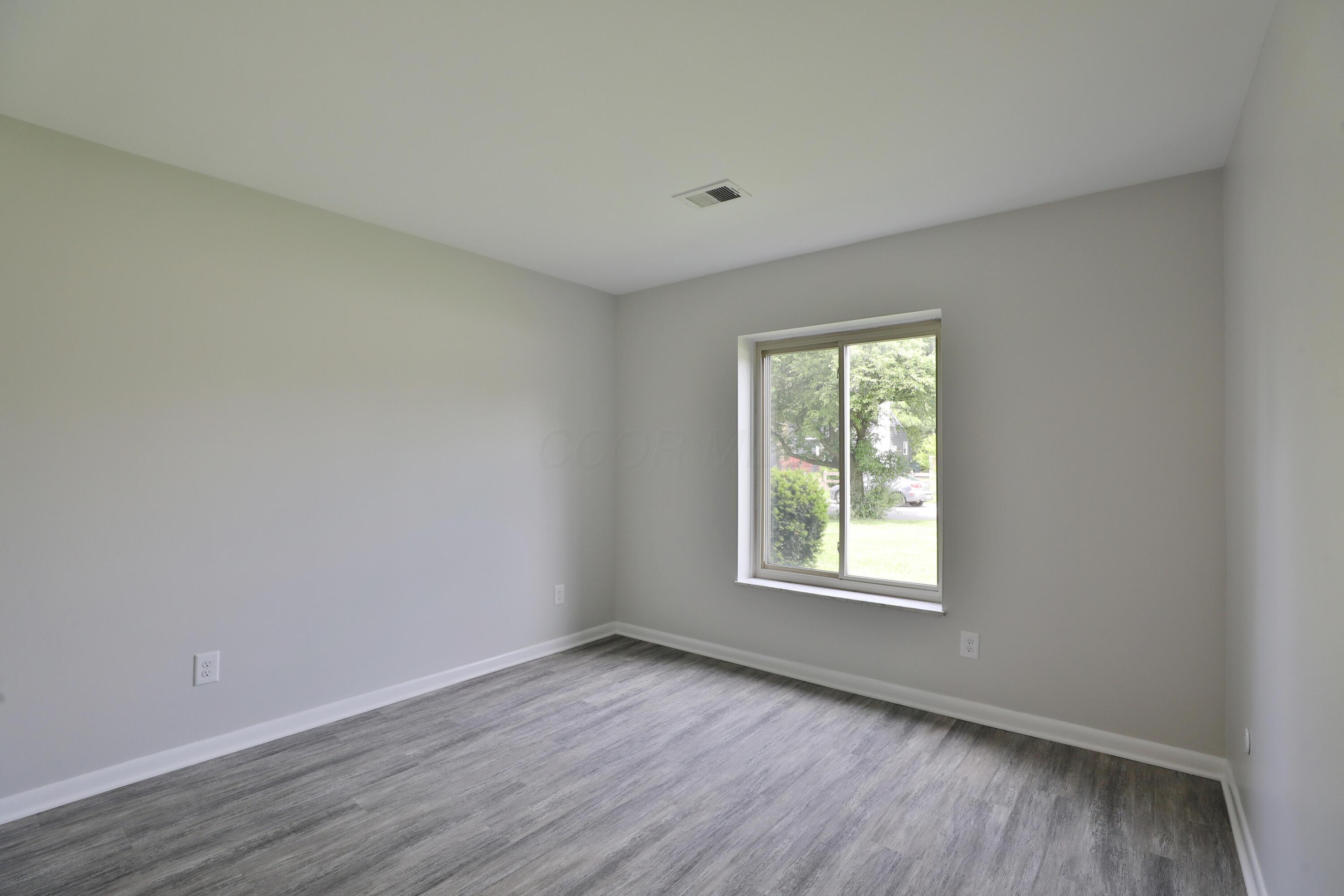 699 Wetmore Road, Unit G Columbus, OH 43214 - Photo 19 of 27 669-Wetmore-19