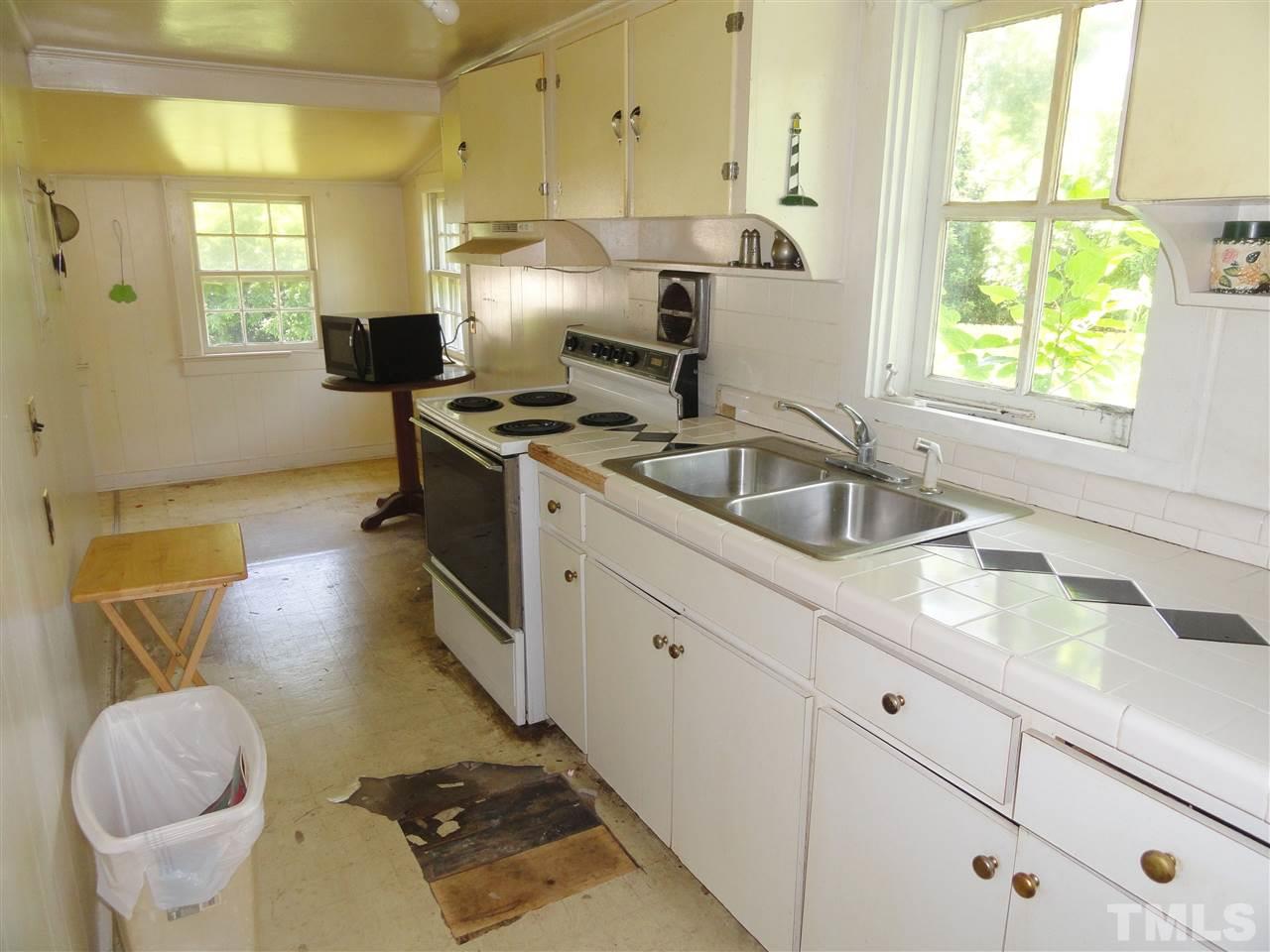 523 Powell Drive Raleigh, NC 27606 - Photo 9 of 17 Gallery Image 9