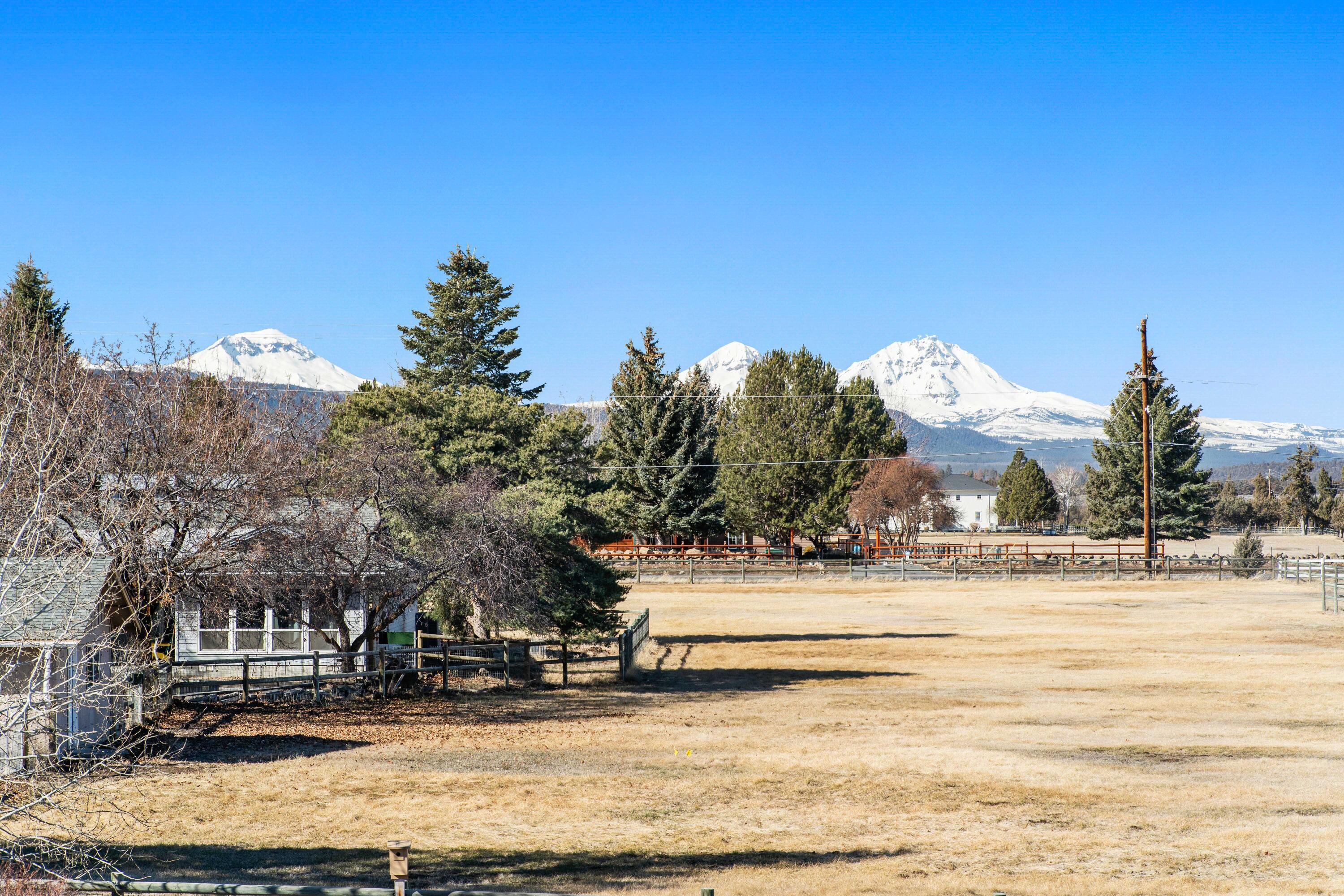64420 Bailey Road Bend, OR 97703 - Photo 36 of 83 58-Views