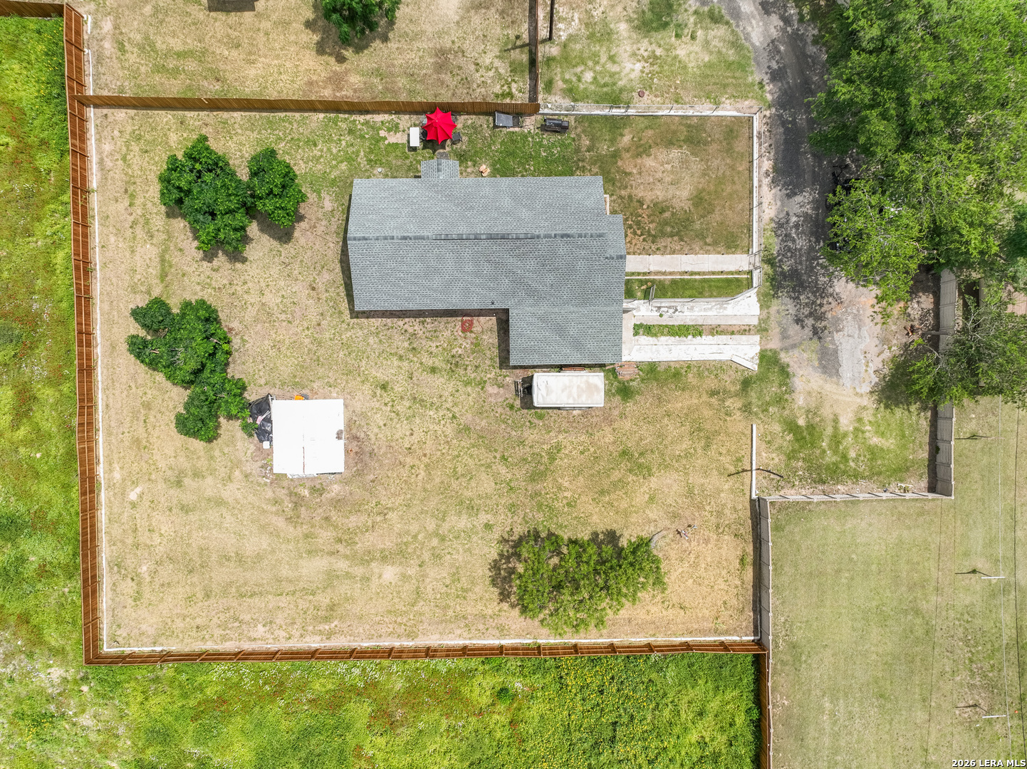 523 B Rossville Road Devine, TX 78016 - Photo 27 of 27
