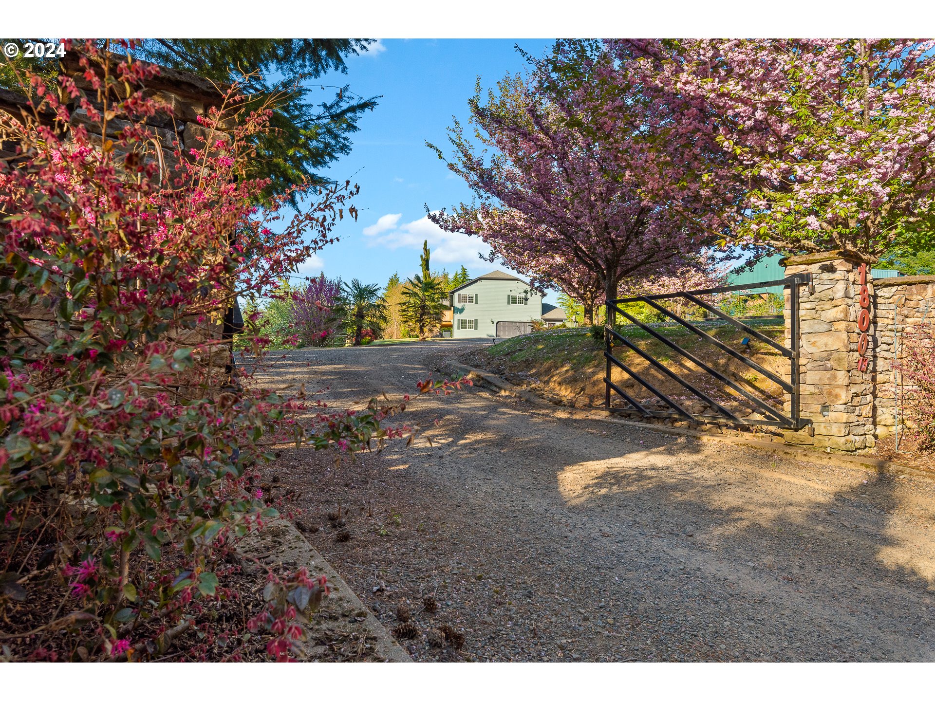 1800 Northwest Lyons Road Woodland, WA 98674 - Photo 4 of 48