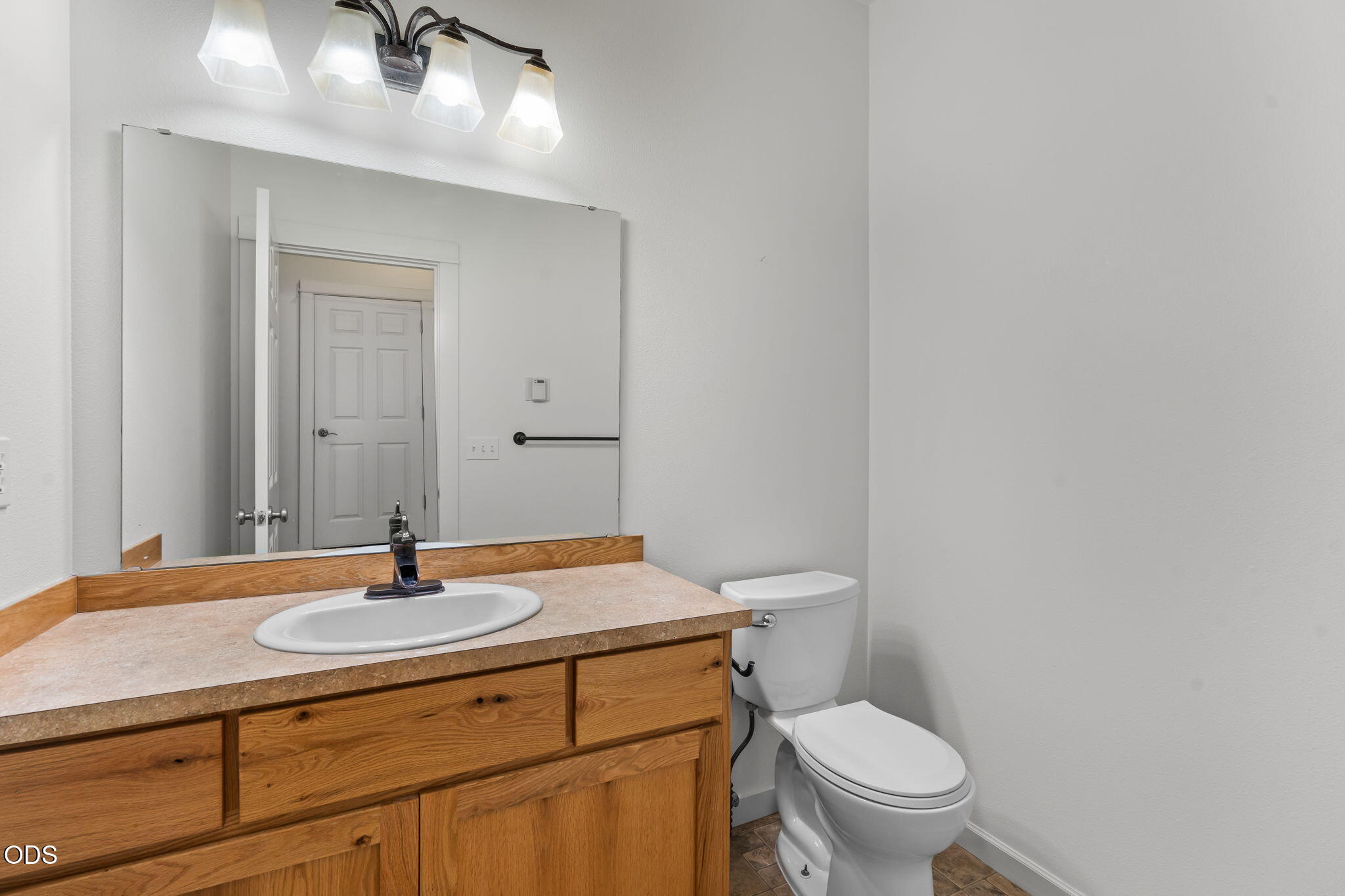 60180 Pawnee Road Bend, OR 97702 - Photo 13 of 53
